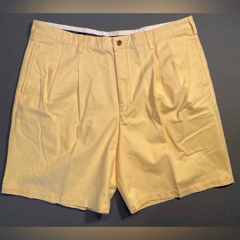 Roundtree & Yorke Men’s‎ Cotton Yellow Shorts, size 42